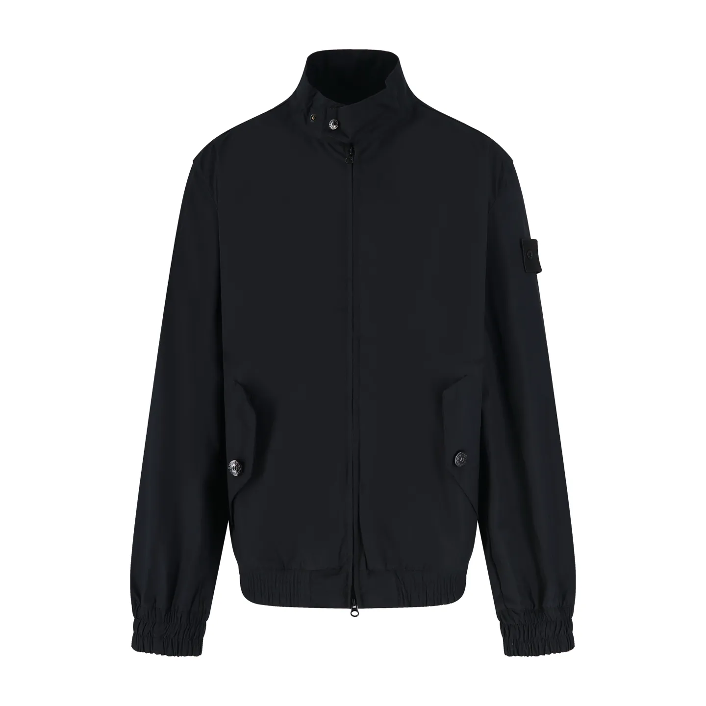 P680 Stone Island Ghost Series Harrington Jacket The fabric is made of 100% pure cotton cloth and the fabric is custom-dyed in the original color. The armbands are produced using 10,000-needle Behringer embroidery machines. The zipper is electroplated and smoked black, and the European style pull teeth are electroplated. Medium weight garment-dyed cotton satin jacket with gathered front and decorative contrasting belt. *Regular fit, standard length *Classic collar *Front zipper closure, button cuffs *Seamed pockets. Size:S-M-L-XL